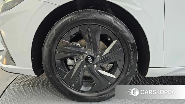 Hyundai Avante Hybrid (CN7) id 4415663 из Кореи 25