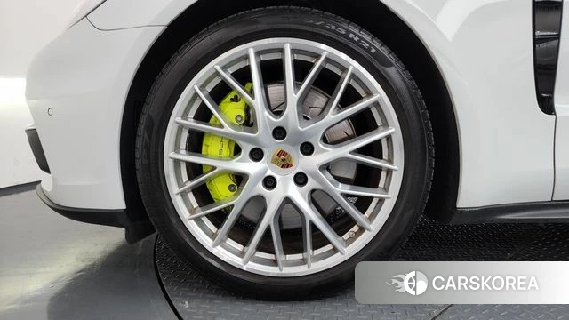 Porsche Panamera (971) id 4403461 из Кореи 35