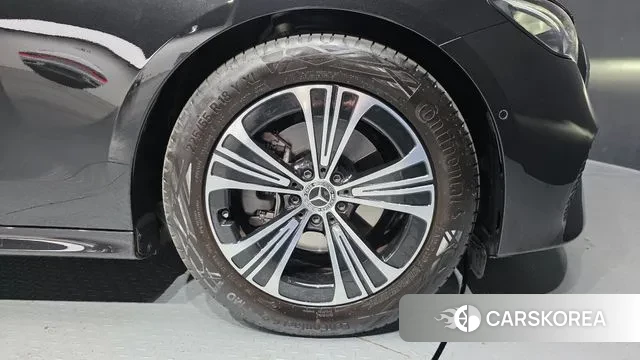 Mercedes-Benz E-Class W214 id 3750876 из Кореи 15