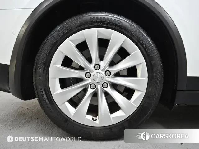 Tesla Model X id 3578355 из Кореи 15