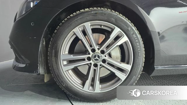 Mercedes-Benz E-Class W213 id 3934694 из Кореи 15