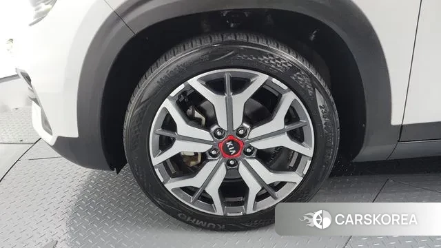 Kia Seltos id 3356237 из Кореи 15