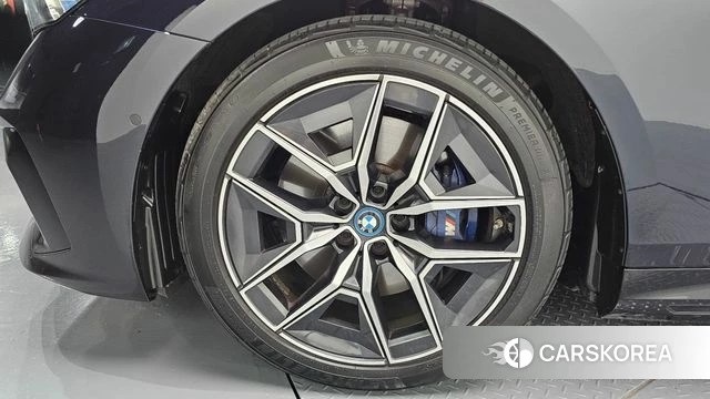 BMW i5 (G60) id 4623515 из Кореи 27