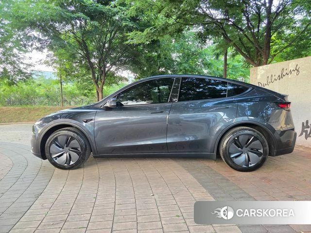 Tesla Model Y id 4523092 из Кореи 15