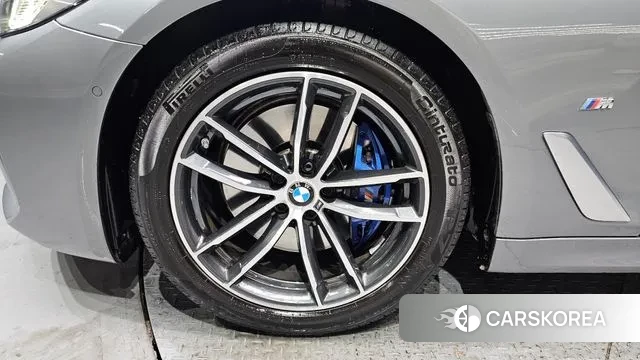 BMW 5 Series (G30) id 3670318 из Кореи 15