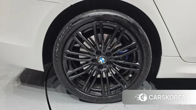 BMW 5 Series (G30) id 3687433 из Кореи 15