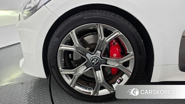 Kia Stinger id 4684036 из Кореи 32
