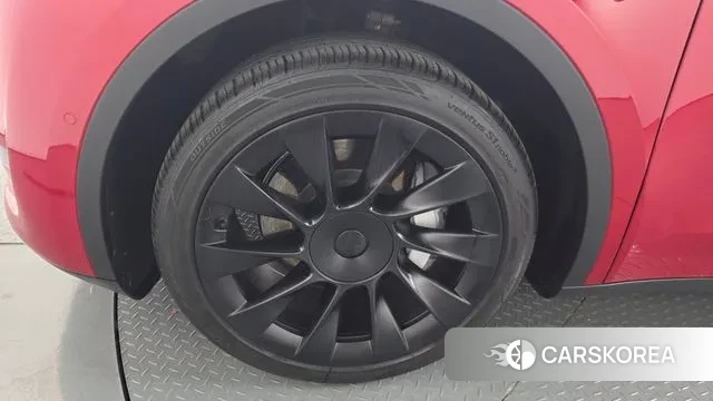 Tesla Model Y id 3384530 из Кореи 15