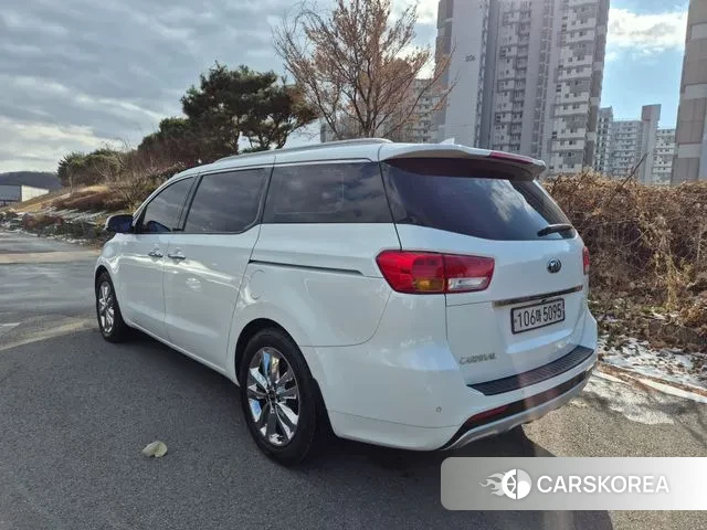 Kia All New Carnival id 3451606 из Кореи 11