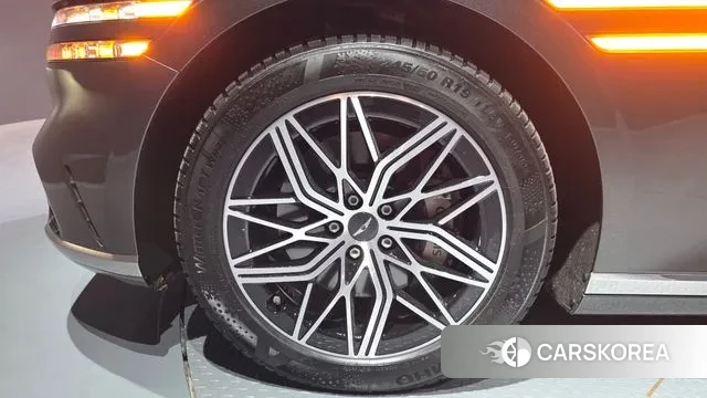 Genesis G90 (RS4) id 3752007 из Кореи 15