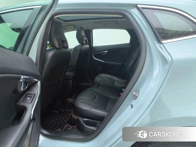 Volvo V40 id 4254211 из Китая 15