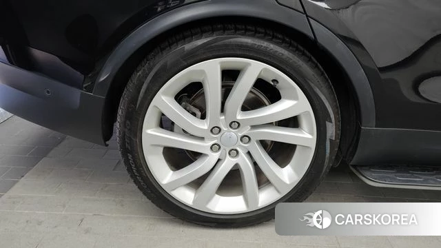Land Rover Discovery 5 id 4267801 из Кореи 34