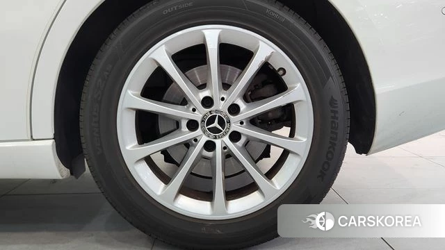 Mercedes-Benz A-Class W177 id 4446352 из Кореи 15
