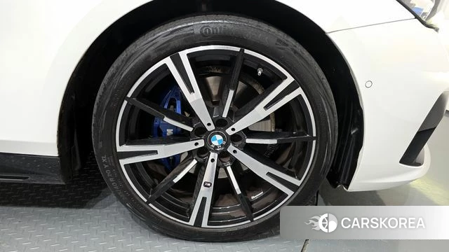 BMW 5 Series (G60) id 3841640 из Кореи 15