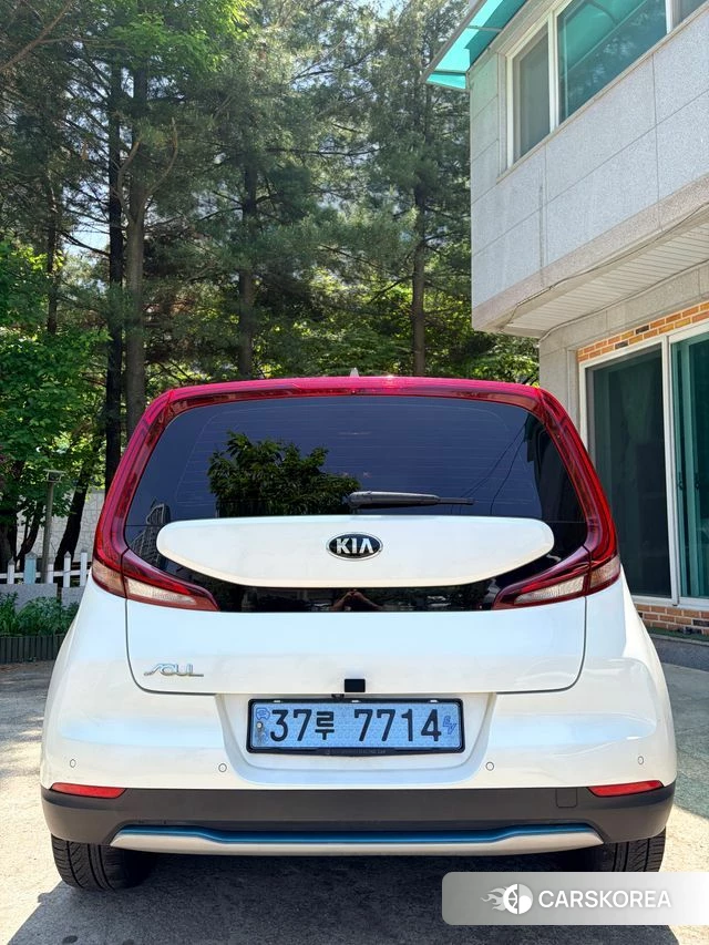 Kia Soul Booster EV id 4317856 из Кореи 9