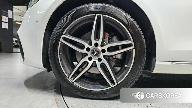 Mercedes-Benz E-Class W213 id 4326008 из Кореи 25