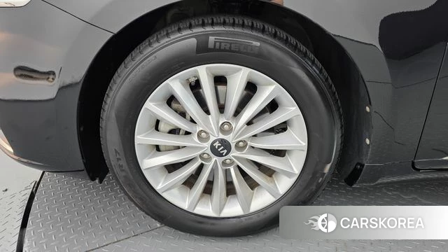 Kia Come New K7 id 4638055 из Кореи 28