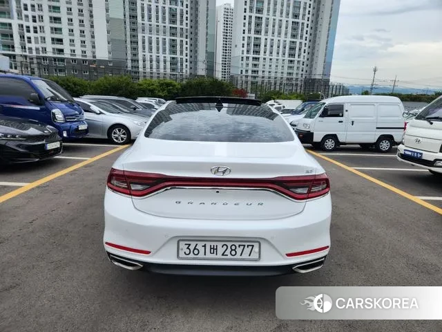 Hyundai Grandeur IG id 3176942 из Кореи 15