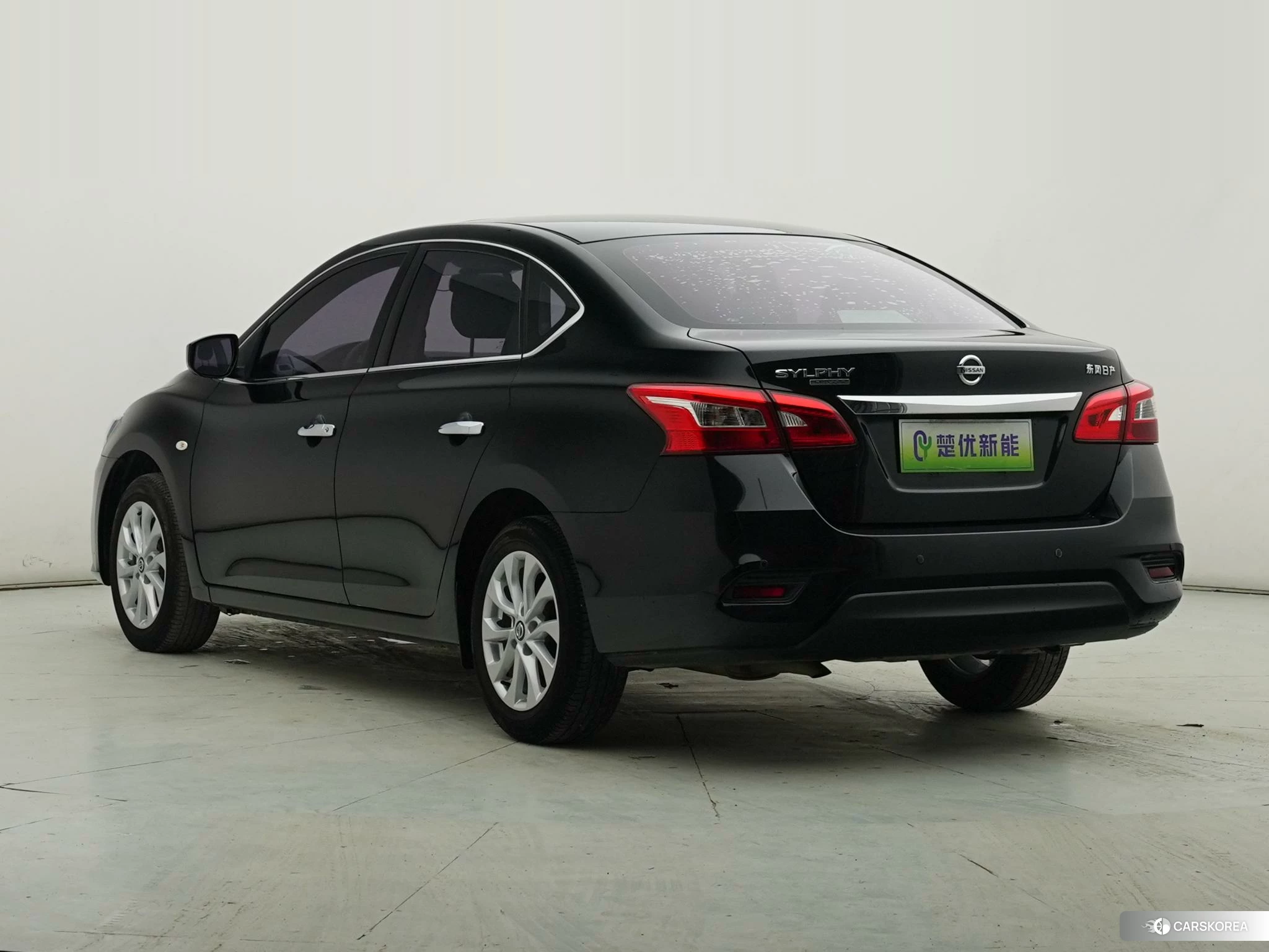 Nissan Xuan Yi id 4512461 из Китая 20