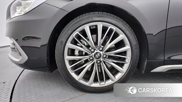 Hyundai Grandeur IG id 3024328 из Кореи 15