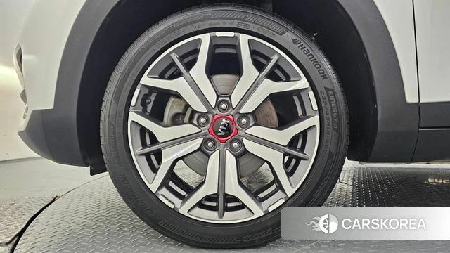 Kia Seltos id 4446390 из Кореи 27
