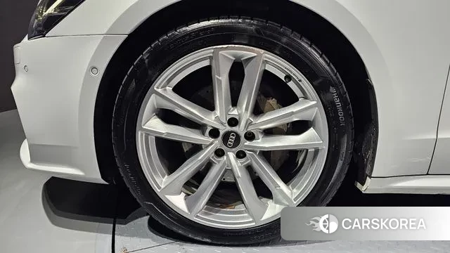 Audi A7 (4K) id 3661156 из Кореи 15