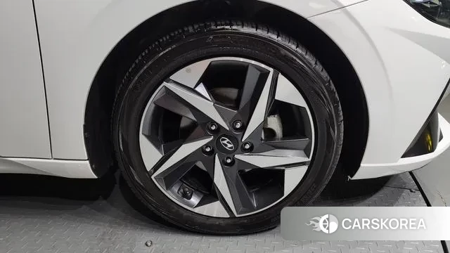 Hyundai Avante (CN7) id 2940299 из Кореи 15