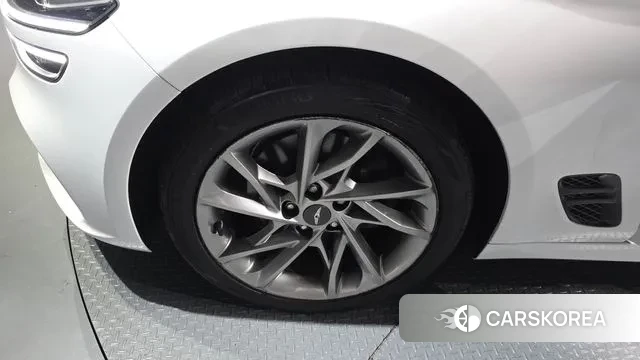 Genesis The New G70 id 3012455 из Кореи 15