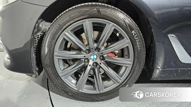 BMW 5 Series (G30) id 4285965 из Кореи 15