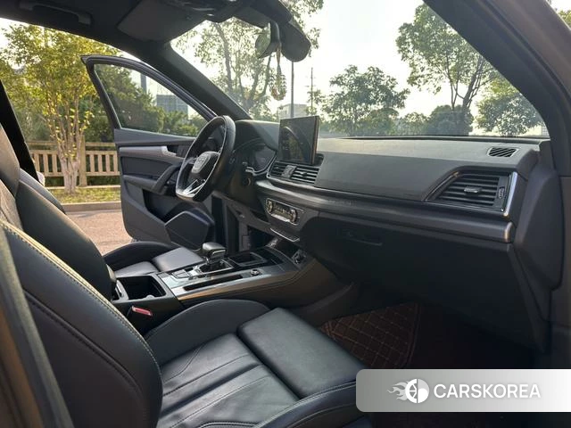 Audi Q5L Sportback id 4335020 из Китая 12