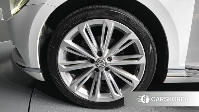Volkswagen Passat GT (B8) id 4737598 из Кореи 15