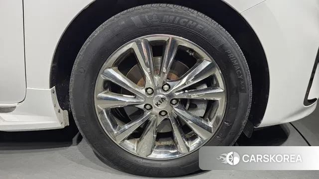 Kia The New Carnival id 2902800 из Кореи 15