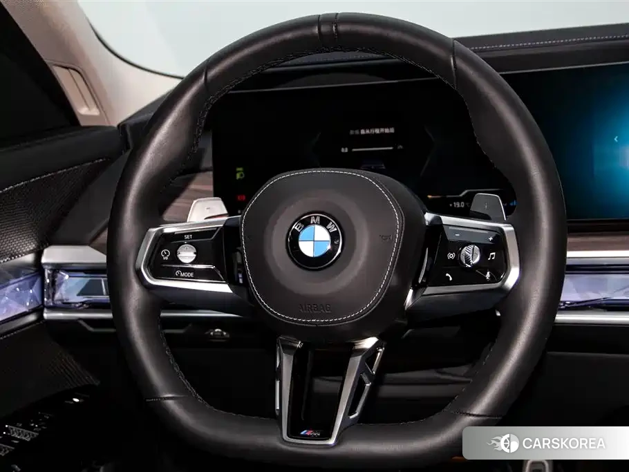 BMW 7 series id 4545761 из Китая 30