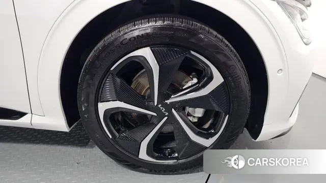 Kia EV6 id 3021951 из Кореи 15