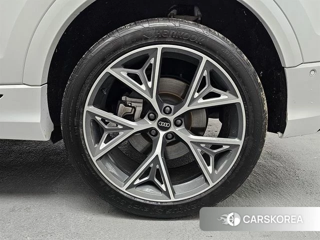 Audi Q8 (4M) id 4579605 из Кореи 15