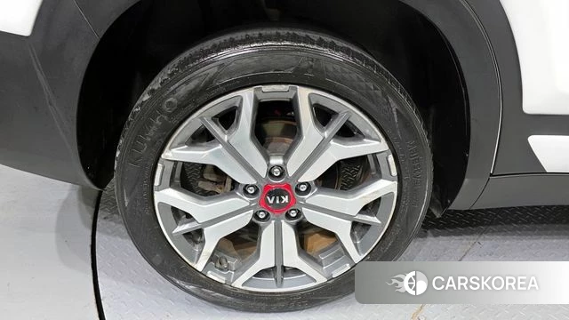 Kia Seltos id 4389783 из Кореи 30