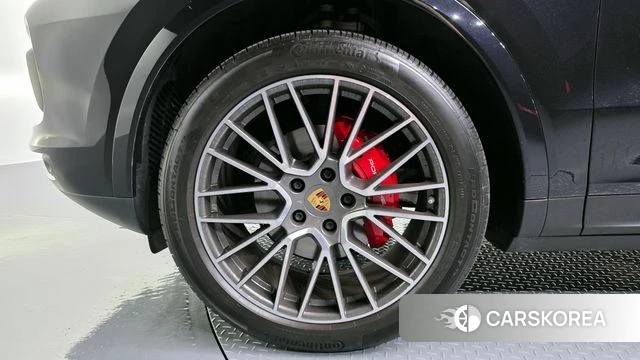 Porsche Cayenne (PO536) id 4416583 из Кореи 29