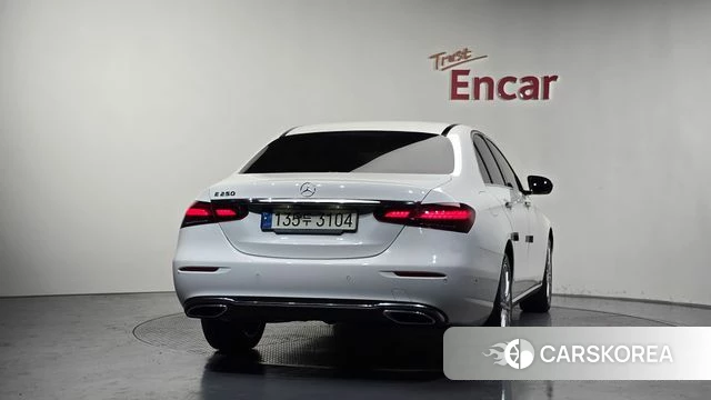 Mercedes-Benz E-Class W213 id 4495768 из Кореи 29