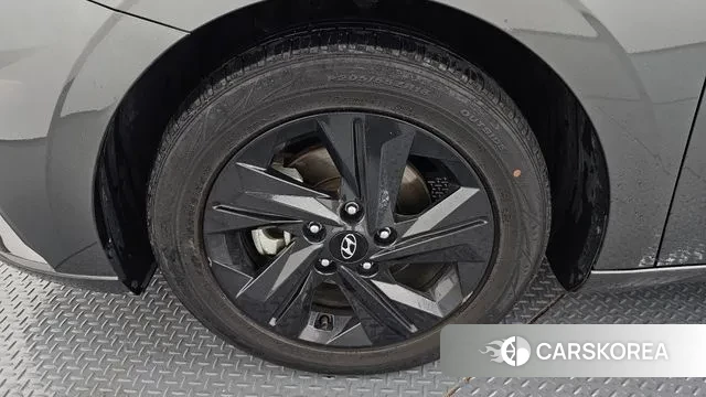 Hyundai Avante Hybrid (CN7) id 2884341 из Кореи 15