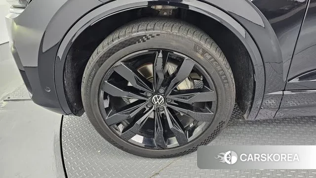 Volkswagen Touareg 3rd generation id 3379333 из Кореи 15