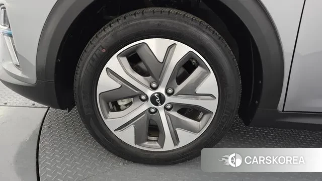 Kia Niro EV id 3473508 из Кореи 15