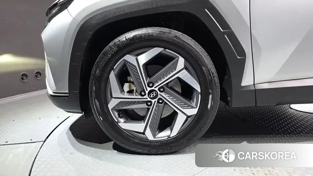 Hyundai Tucson (NX4) id 3551704 из Кореи 15