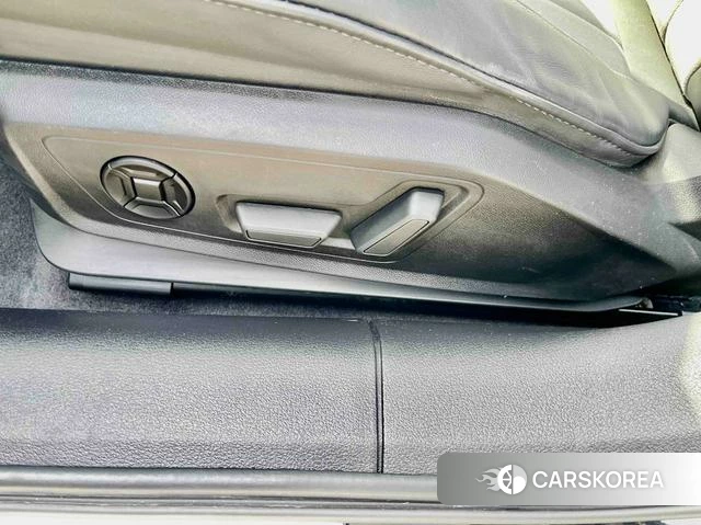 Audi A6L id 4278827 из Китая 23