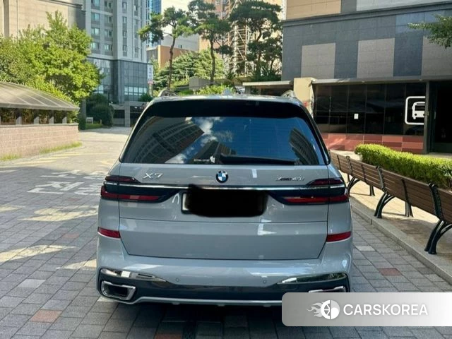 BMW X7 (G07) 2026 Цвет галактики из Кореи, фото 5