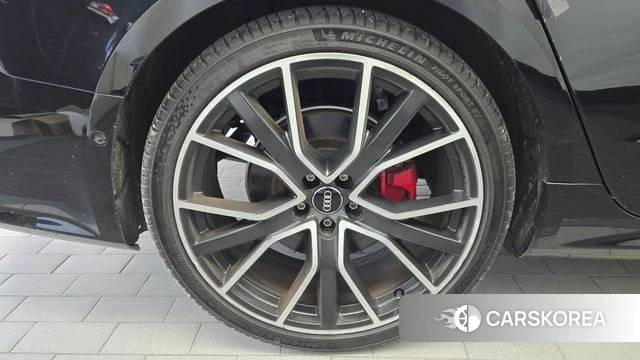 Audi A7 (4K) id 4836607 из Кореи 29