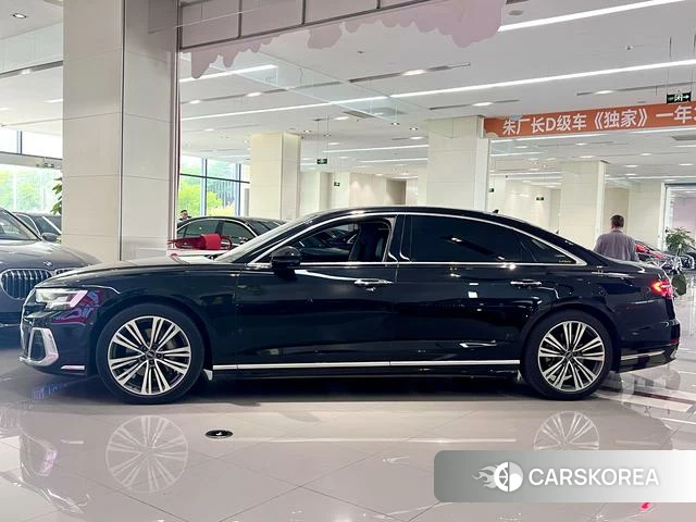 Audi A8 2023 Черный из Китая, фото 5