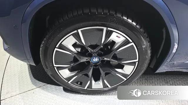 BMW iX3 id 3679632 из Кореи 15