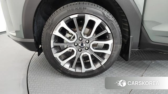 Ssangyong Torres id 4528150 из Кореи 28
