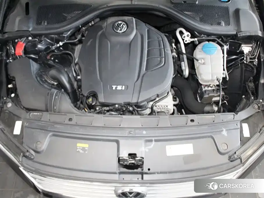 Volkswagen Huiang id 4576849 из Китая 10