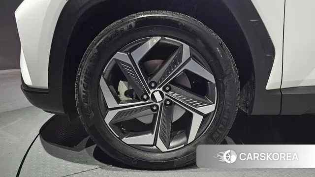 Hyundai Tucson (NX4) id 3453543 из Кореи 15